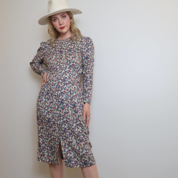 Liz Claiborne Dresses & Skirts - Vintage 90s Liz Claiborne blue floral midi dress